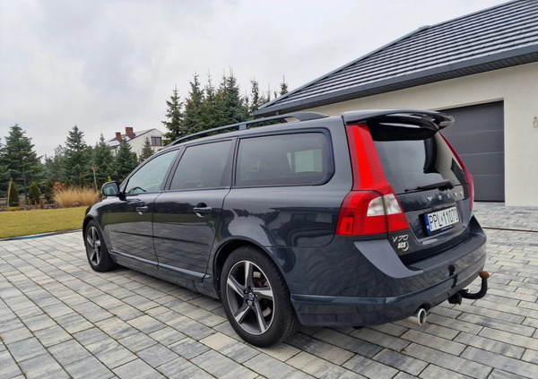 Volvo V70 cena 35900 przebieg: 166000, rok produkcji 2013 z Pleszew małe 379